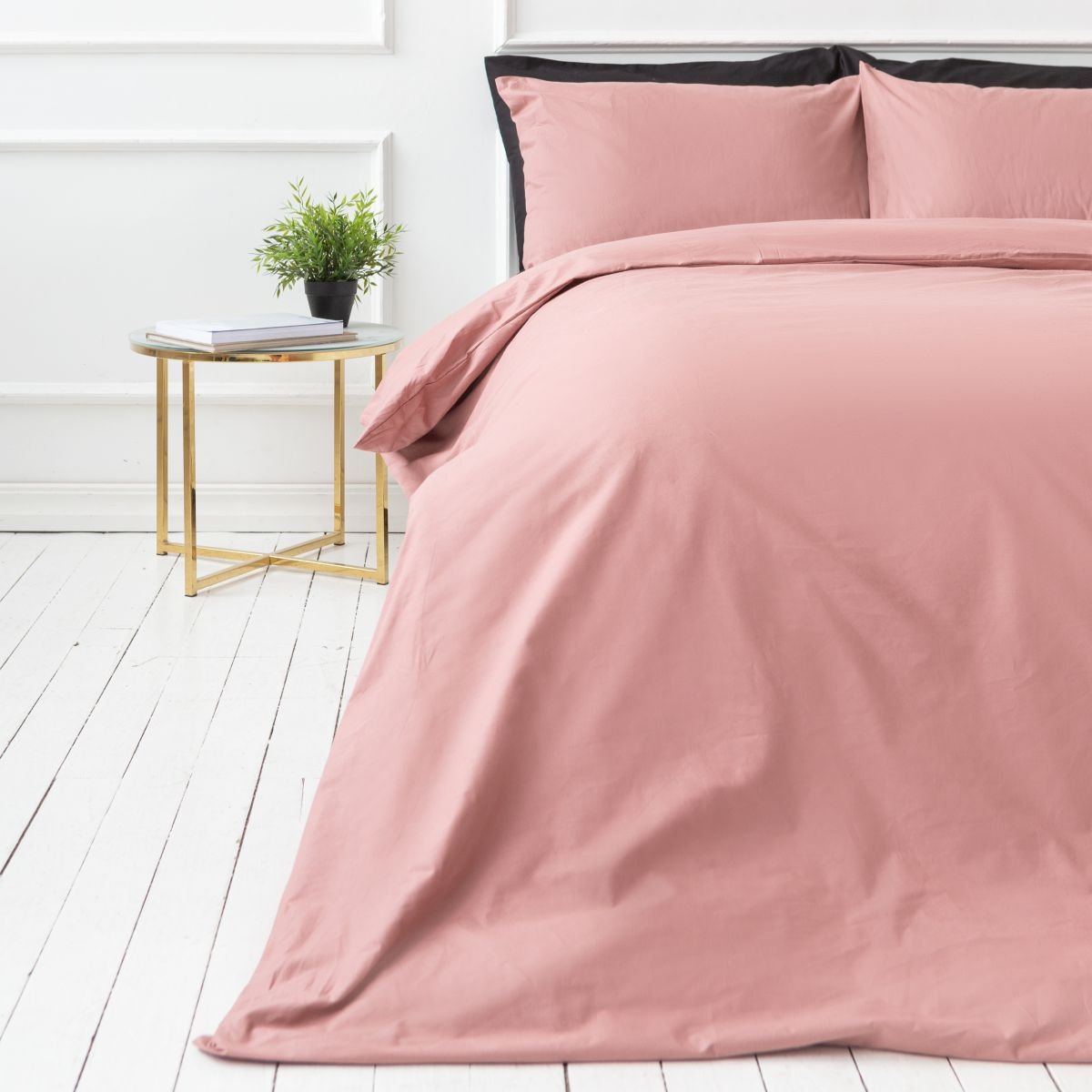 Bedding sets are a combination of comfort and style in your bedroom.