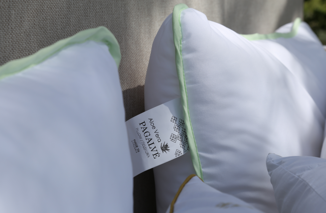 The best pillow filling: how to choose between down, synthetic and natural fibers.